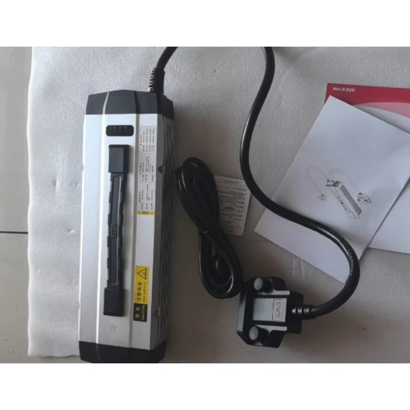 CM13600 충전기 (21-25년식 P80 V40 V - Drone Charger 리뷰 및 가격
